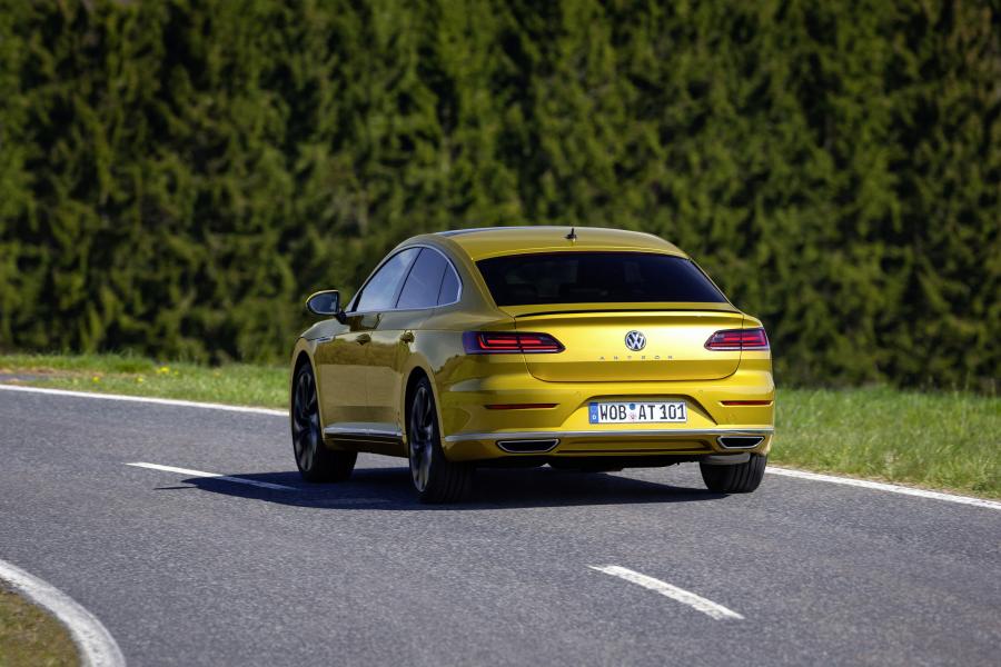  Volkswagen Arteon R-Line 2017 года  (WW) (фото 24 из 70)